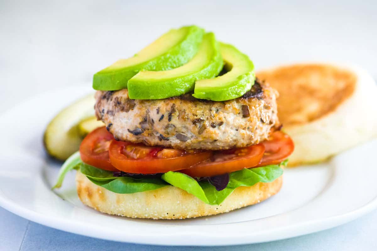Seriously Juicy Turkey Burgers: Ditch Dry for Delicious